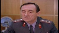 Четыре листа фанеры, или Два убийства в баре